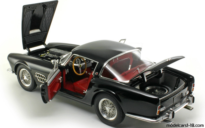 1955 - Ferrari 410 Superamerica Elite 1/18 (Schwarz) Zu öffnende Teile