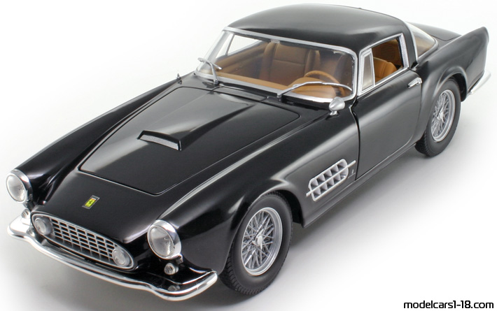 1955 - Ferrari 410 Superamerica Hot Wheels 1/18 (Schwarz) Vorne linke Seite