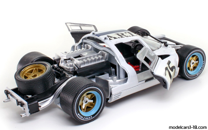 1967 - Ferrari 412 P Jouef Evolution 1/18 (Weiß / Blau) Zu öffnende Teile