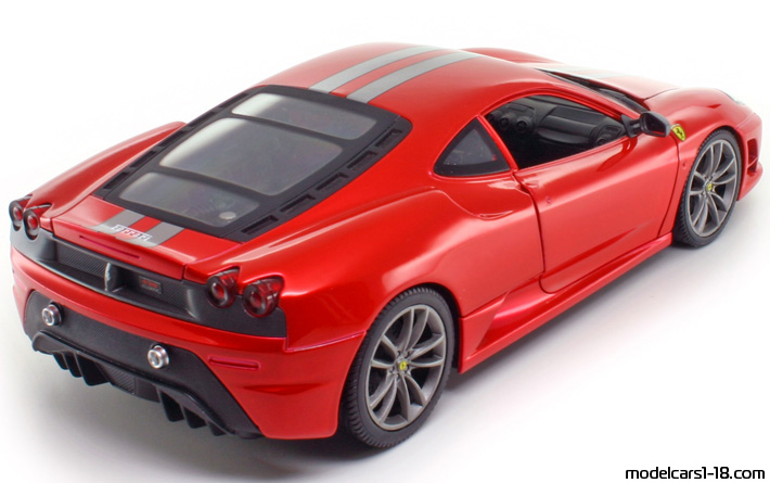 2007 - Ferrari 430 Scuderia Hot Wheels 1/18 (Rot / Hellsilber) Hinten rechte seite