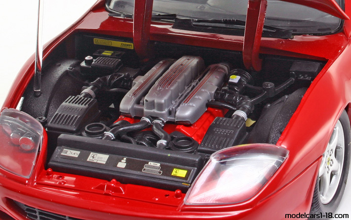 1996 - Ferrari 550 Maranello Anson 1/18 (Rot) Motor
