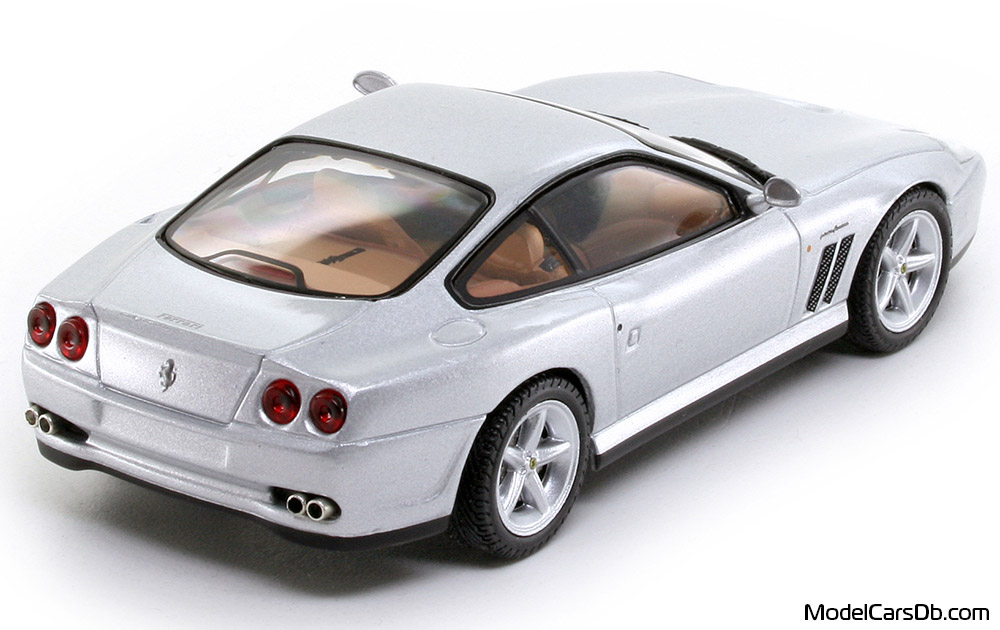 2002 - Ferrari 575M Maranello Altaya 1/43 (Hellsilber) Hinten rechte seite