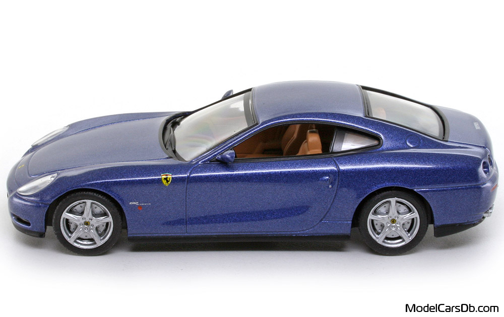 2003 - Ferrari 612 Scaglietti Altaya 1/43 (Blau) Seite