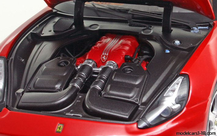 2008 - Ferrari California Elite 1/18 (Rot) Motor