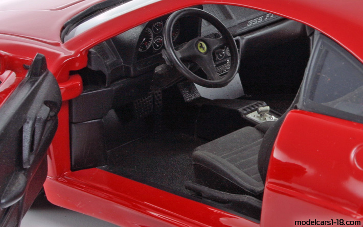 1994 - Ferrari F355 Hot Wheels 1/18 (Rot) Innenraum Armaturenbrett