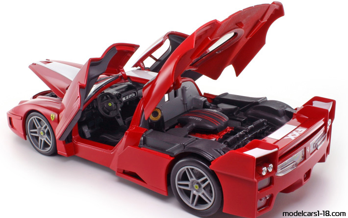 2005 - Ferrari FXX Hot Wheels 1/18 (Rot / Weiß) Zu öffnende Teile