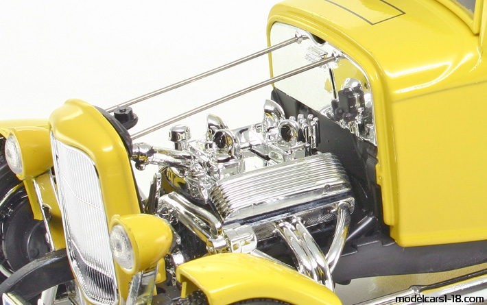 1932 - Ford Coupe (Model B) Motor Max 1/18 (Gelb) Motor
