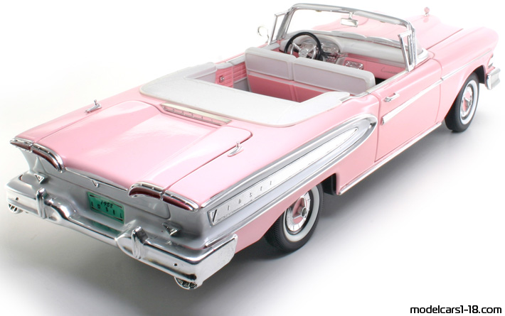 1957 - Ford Edsel Yat Ming 1/18 (Rosa / Weiß) Hinten rechte seite