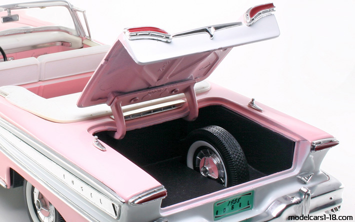 1957 - Ford Edsel Yat Ming 1/18 (Rosa / Weiß) Kofferraum / Klappbare Scheinwerfer