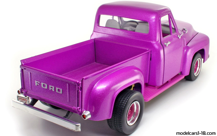 1953 - Ford F-100 Road Legends 1/18 (Lila) Hinten rechte seite