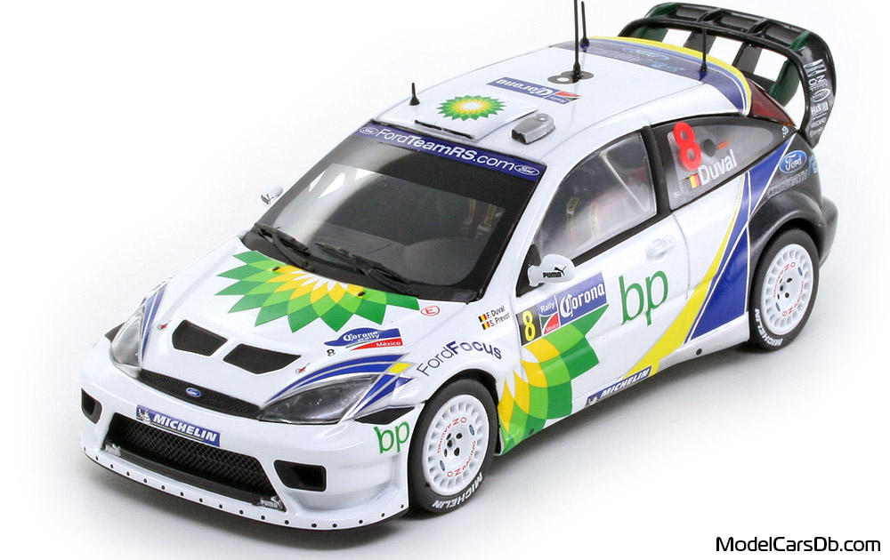 2004 - Ford Focus RS WRC Minichamps 1/43 (White / Blau) Vorne linke Seite
