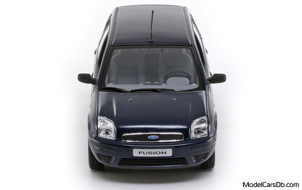 2002 - Ford Fusion Minichamps 1/43 (Blau) Front