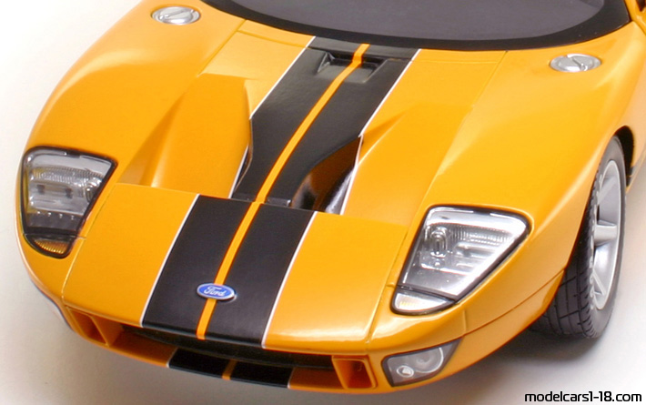 2003 - Ford GT Concept Beanstalk 1/18 (Gelb / Schwarz) Kofferraum / Klappbare Scheinwerfer