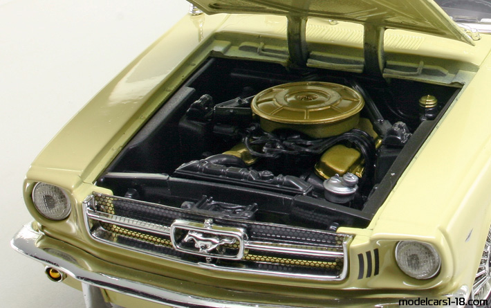 1964 - Ford Mustang Motor Max 1/18 (Gelb) Motor