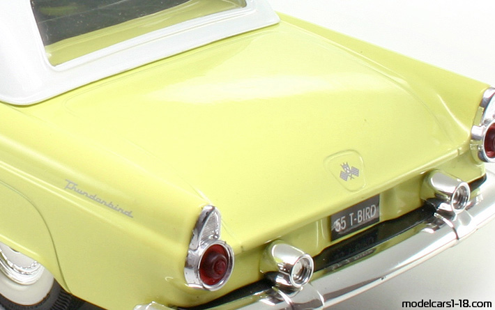 1956 - Ford Thunderbird Revell 1/18 (Gelb / Weiß) Kofferraum / Klappbare Scheinwerfer