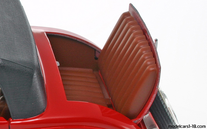 1934 - Ford V8 Roadster Solido 1/19 (Rot / Schwarz) Kofferraum / Klappbare Scheinwerfer