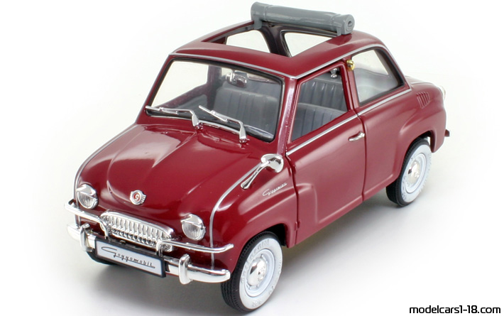 1955 - Goggomobil T250 Revell 1/18 (Rot) Vorne linke Seite