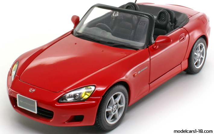 1999 - Honda S2000 Maisto 1/18 (Rot) Vorne linke Seite