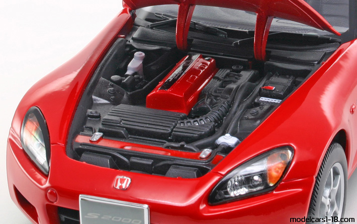 1999 - Honda S2000 Welly 1/18 (Rot) Motor
