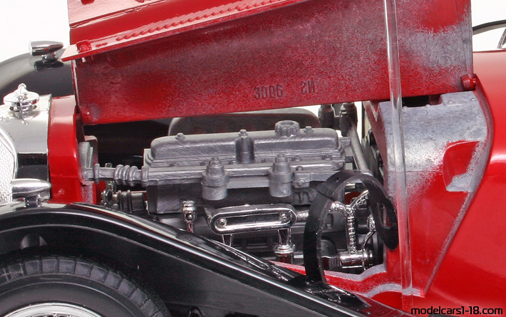 1936 - Jaguar SS100 Bburago 1/18 (Rot / Schwarz) Motor