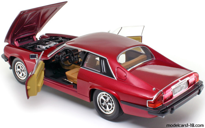 1975 - Jaguar XJ-S Road Signature 1/18 (Rot) Zu öffnende Teile