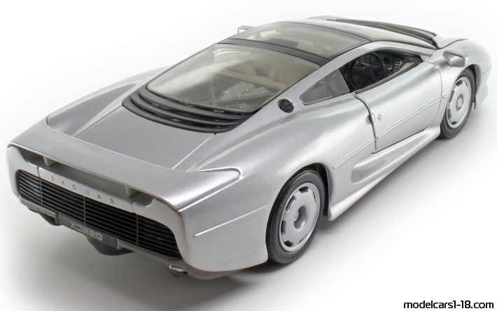 1992 - Jaguar XJ220 Maisto 1/18 (Silber) Hinten rechte seite