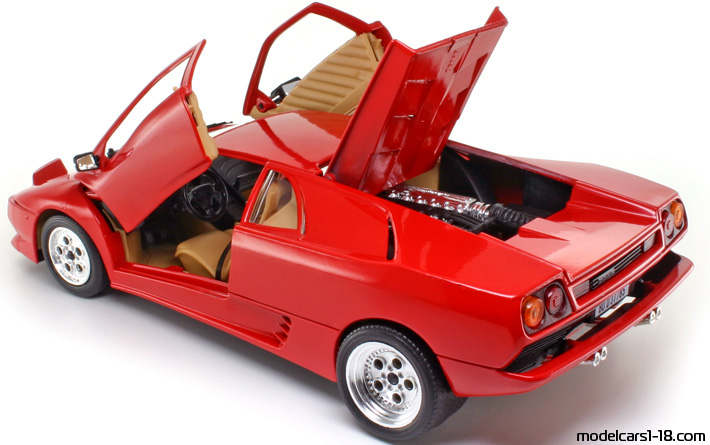 1989 - Lamborghini Diablo Polistil 1/18 (Rot) Zu öffnende Teile