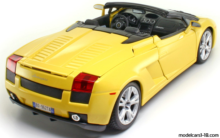 2006 - Lamborghini Gallardo Spyder Maisto 1/18 (Gelb) Hinten rechte seite