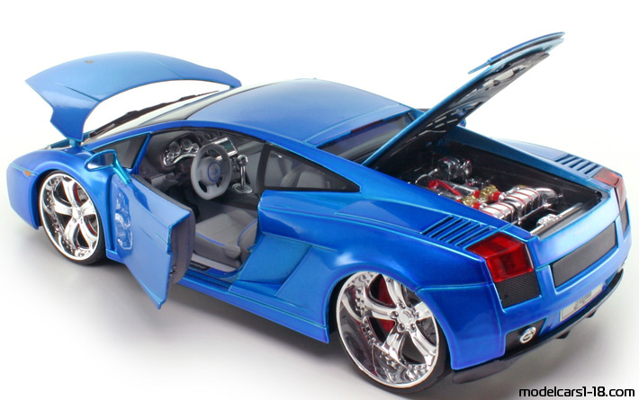 2001 - Lamborghini Gallardo Maisto 1/18 (Blau) Zu öffnende Teile