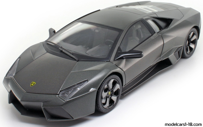 2009 - Lamborghini Reventon Mondo Motors 1/18 (Grau) Vorne linke Seite