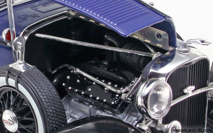 1931 - Lincoln Model K Sport Phaeton Ricko 1/18 (Blau / Schwarz) Kofferraum / Klappbare Scheinwerfer