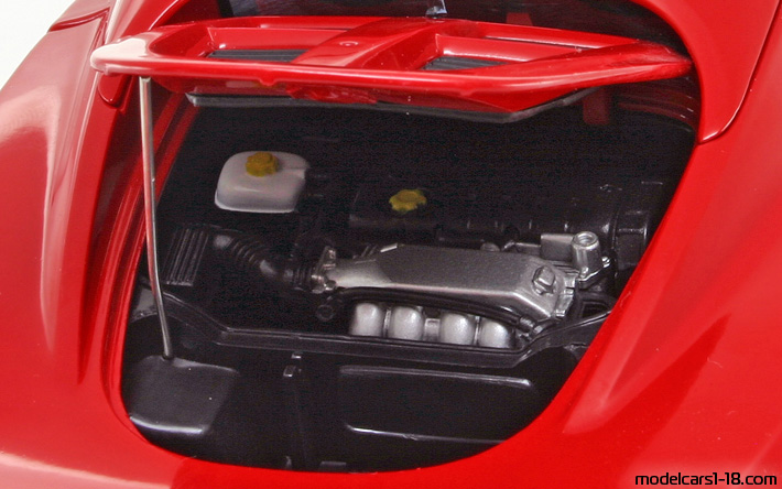 2002 - Lotus Elise Type 49 Jadi 1/18 (Rot / Weiß) Motor