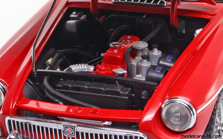 1966 - MG MGB MkI Kyosho 1/18 (Rot) Motor