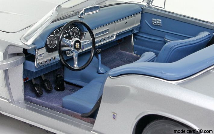 1959 - Maserati 3500 GT Vignale Ricko 1/18 (Silber) Innenraum Armaturenbrett