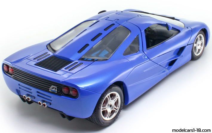 1993 - McLaren F1 Concept Guiloy 1/18 (Blau) Hinten rechte seite