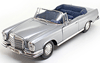 Mercedes 280 SE (W111) (Cabriolet) 1966 Maisto 1:18 - Details