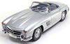 Mercedes 300 SL (W198) (Cabriolet) 1957 Minichamps 1:18 - Details