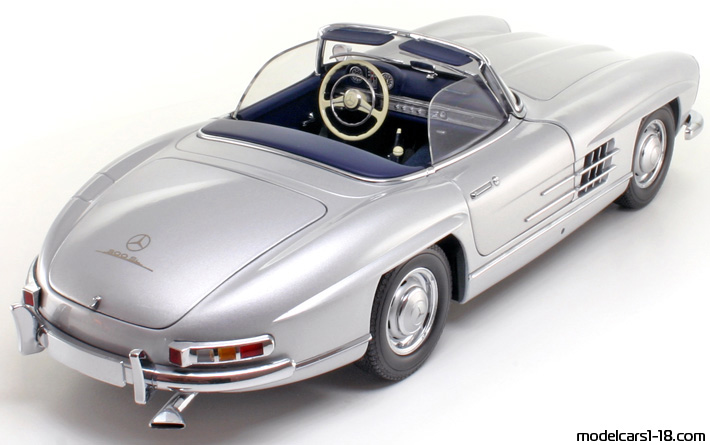 1957 - Mercedes 300 SL (W198) Minichamps 1/18 (Silber) Hinten rechte seite