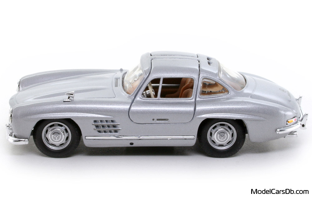 1954 - Mercedes 300 SL (W198) DeAgostini 1/43 (Silber) Seite
