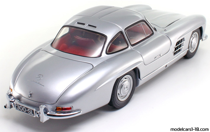 1954 - Mercedes 300 SL (W198) Minichamps 1/18 (Silber) Hinten rechte seite