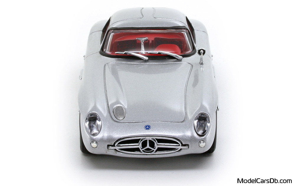 1955 - Mercedes 300 SLR (W196S) Minichamps 1/43 (Silber) Front
