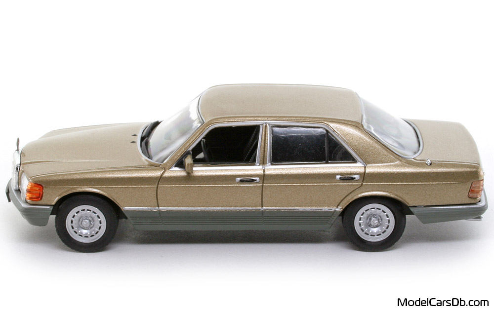 1979 - Mercedes 500 SE (W126) DeAgostini 1/43 (Orange / Grau) Seite