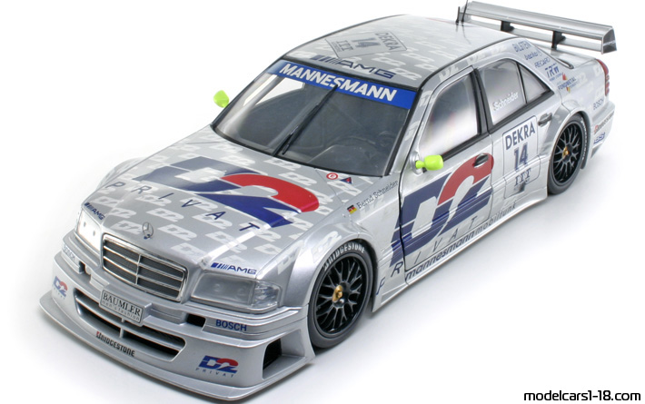1995 - Mercedes C 180 DTM (W202) UT 1/18 (Silber / Hellsilber) Vorne linke Seite