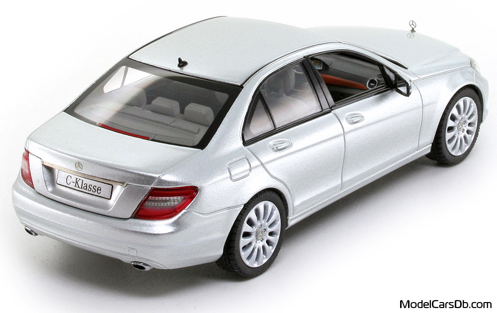 2007 - Mercedes C 350 (W204) Schuco 1/43 (Silber) Hinten rechte seite