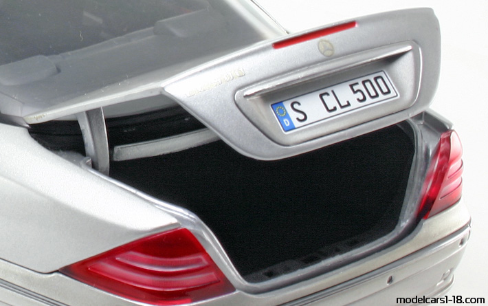 1999 - Mercedes CL 500 (C215) AutoArt 1/18 (Silber) Kofferraum / Klappbare Scheinwerfer