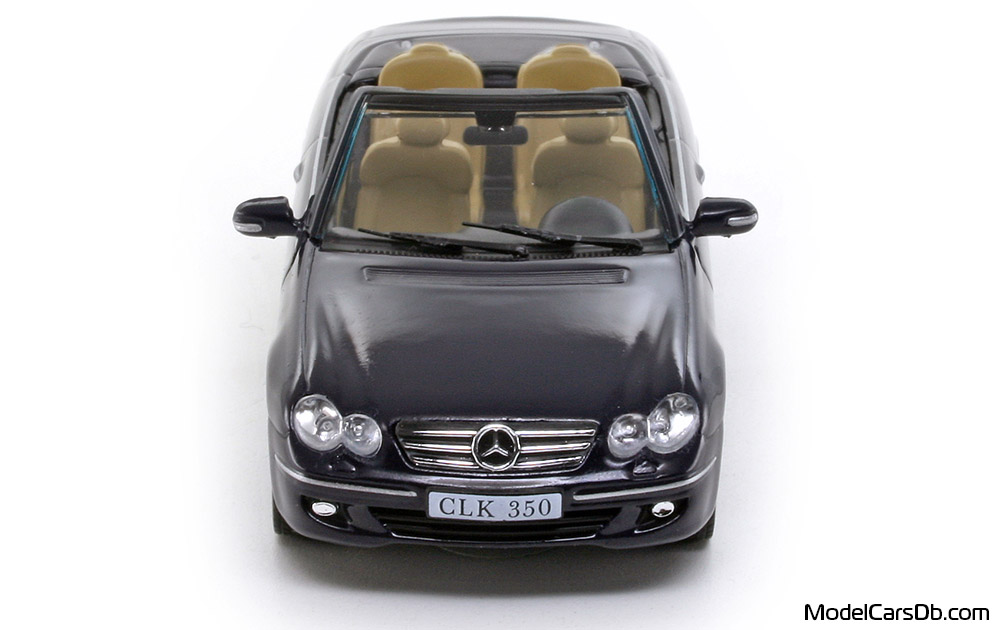 2005 - Mercedes CLK 350 Cabriolet (A209) DeAgostini 1/43 (Blau) Front