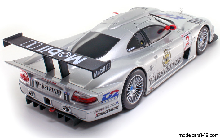 1998 - Mercedes CLK LM Maisto 1/18 (Silber) Hinten rechte seite