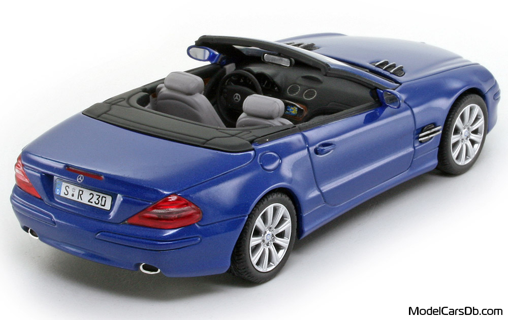 2006 - Mercedes SL 500 (R230) Minichamps 1/43 (Blau) Hinten rechte seite