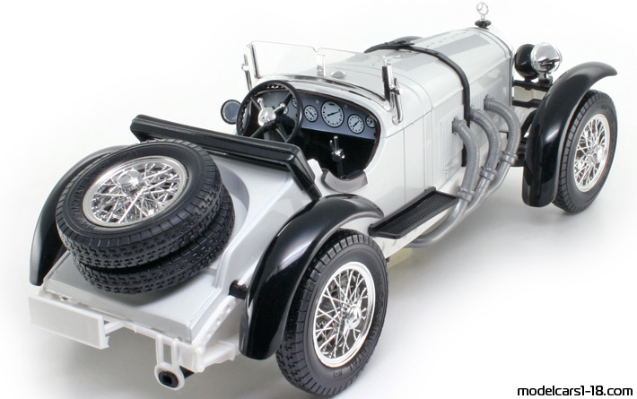 1928 - Mercedes SSKL (W06) Bburago 1/18 (Weiß) Hinten rechte seite