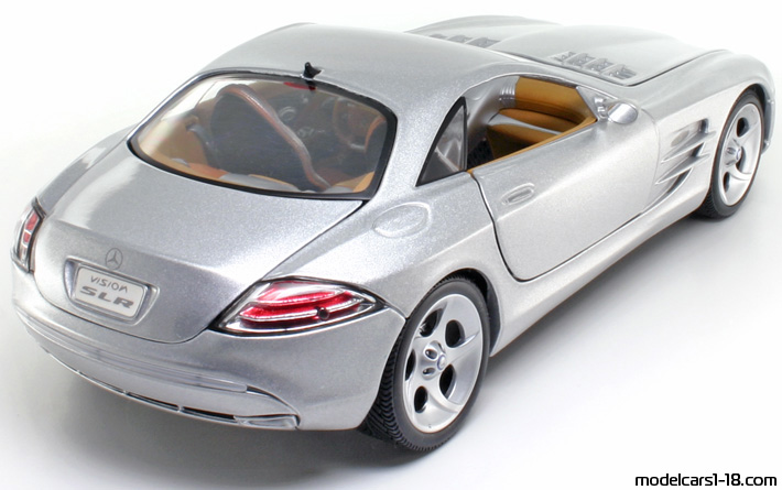 1999 - Mercedes Vision SLR Concept Maisto 1/18 (Hellsilber) Hinten rechte seite